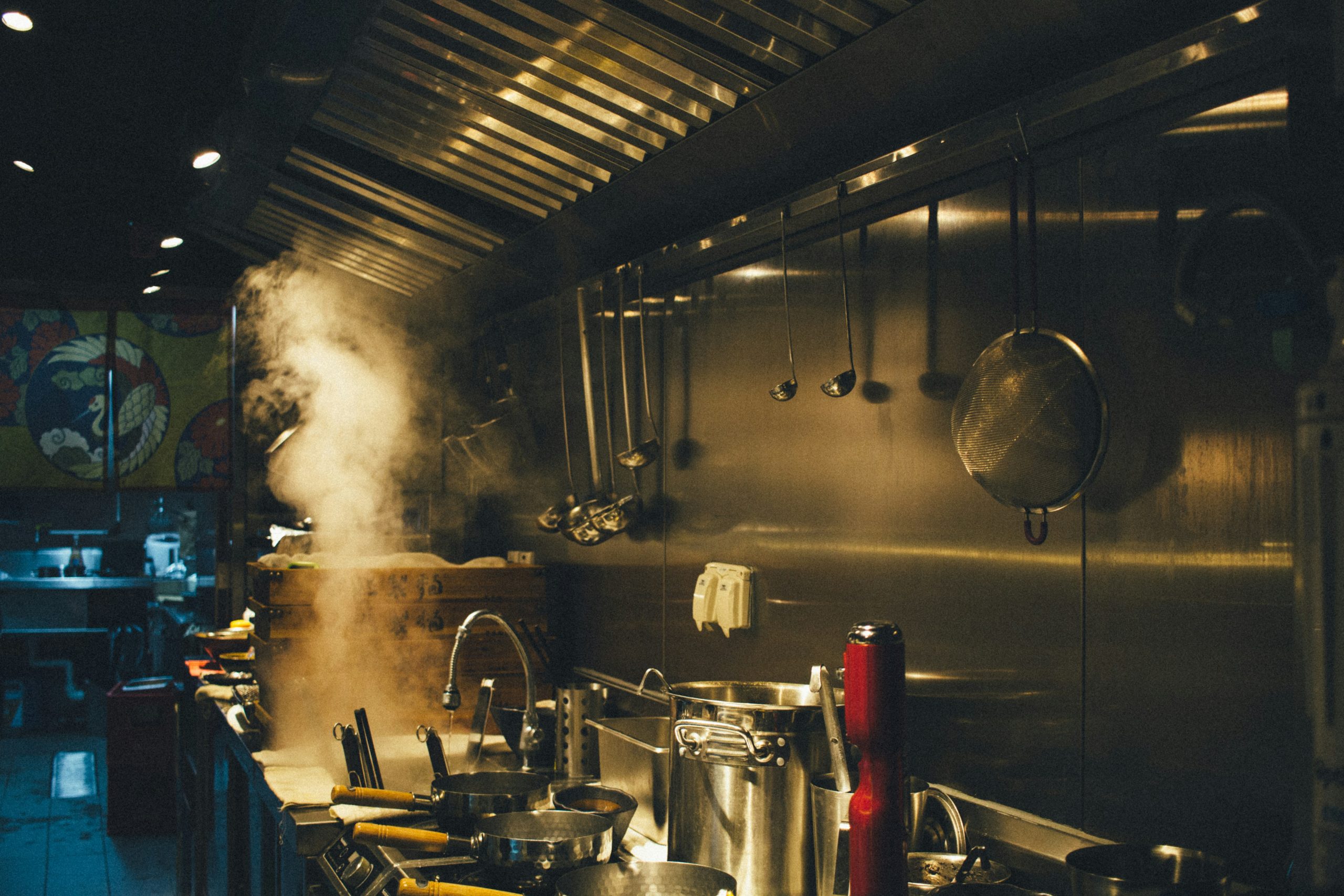 How Restaurants Schedule Emergency Repairs Fast
