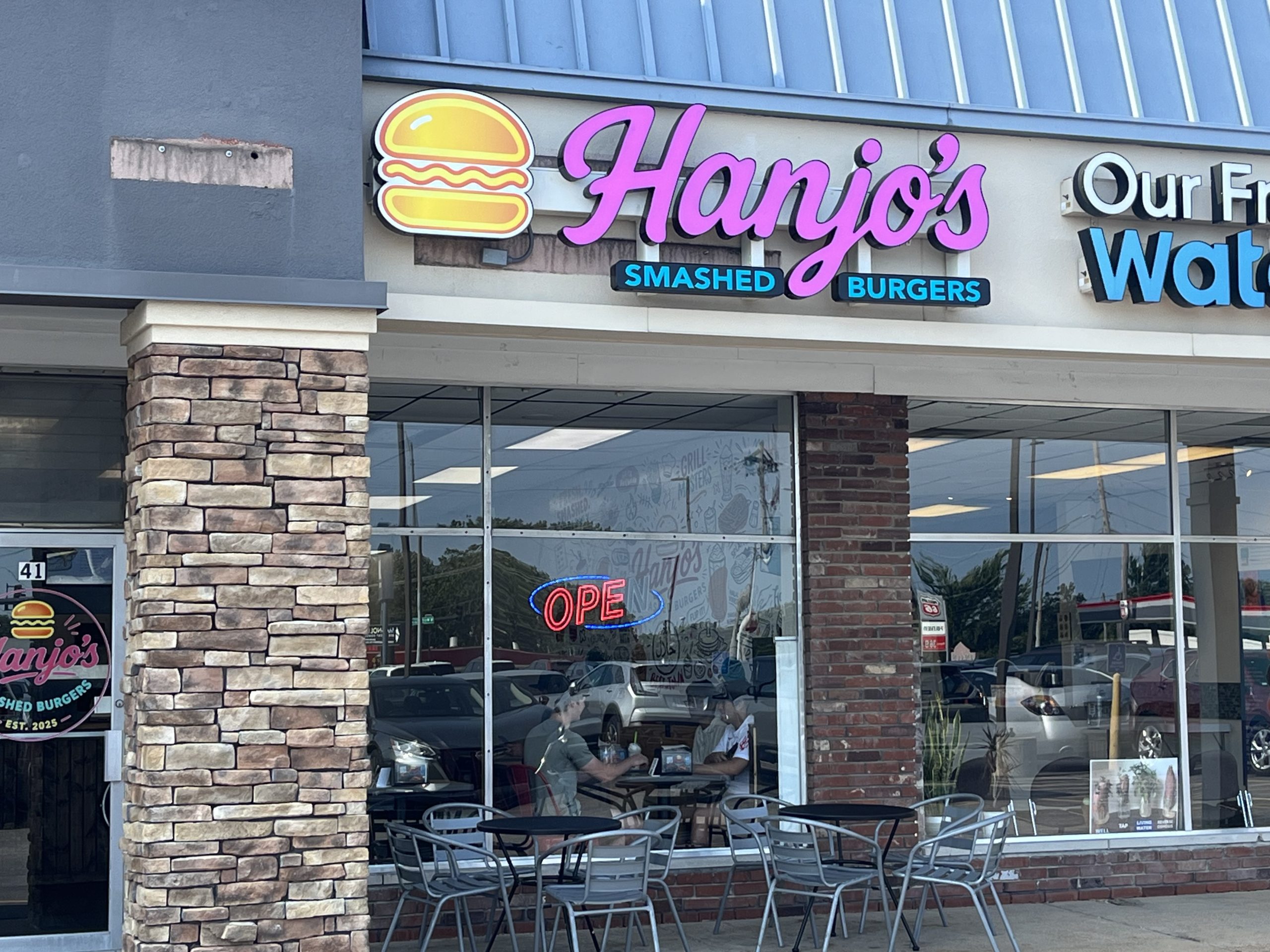 Hanjo’s Smashed Burgers – Chesterfield, MO